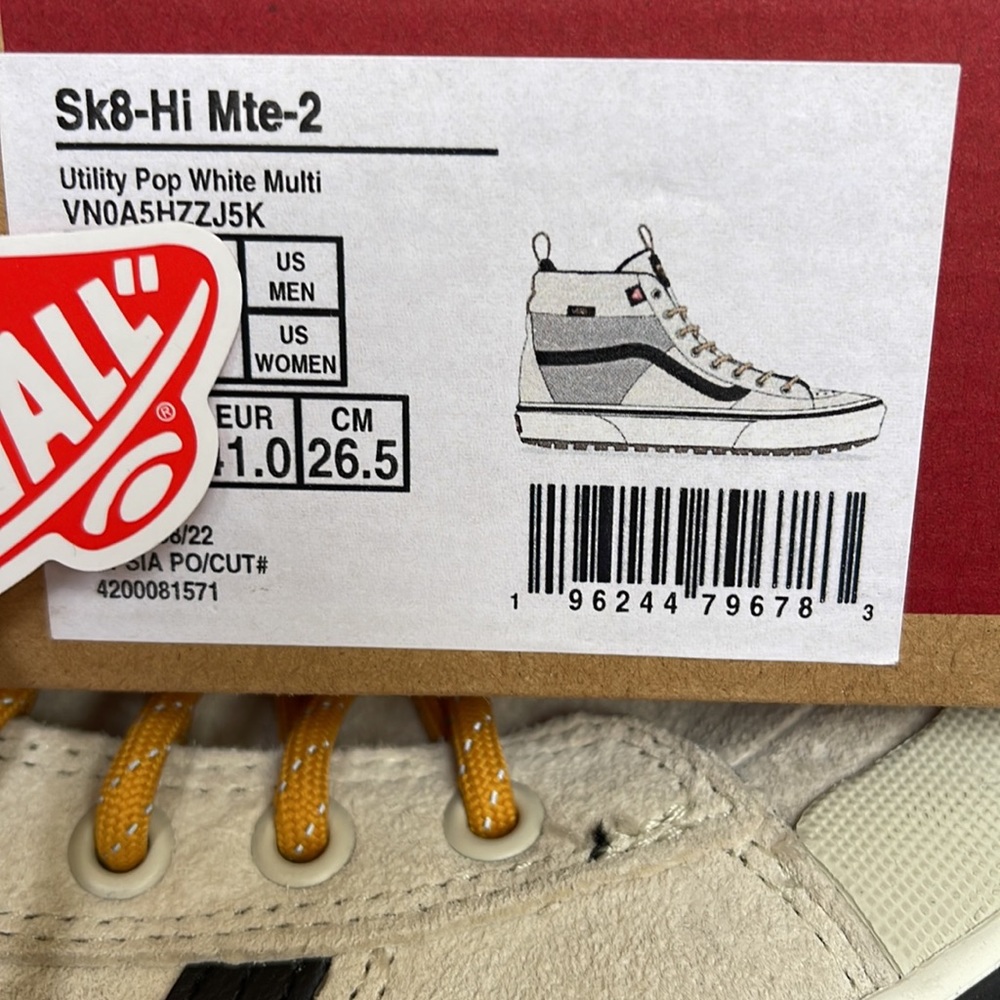 Vans Sk8-Hi Mte-2
Utility Pop White Multi
VNOA5HZZJ5K
Men’s boots - sneakers - Picture 16 of 16